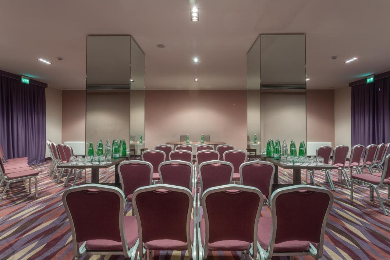 Quality Hotel Green Palace Monterotondo  Esterno foto