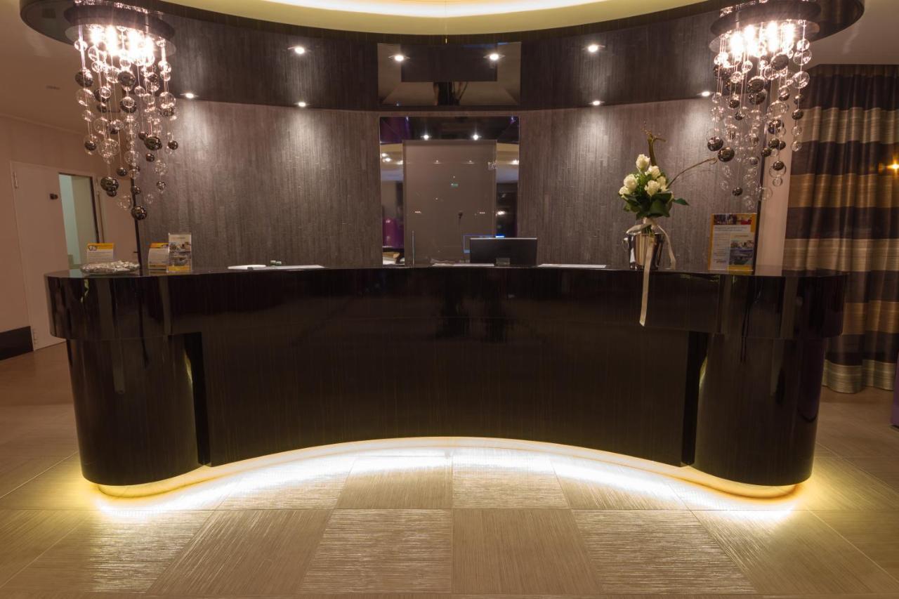 Quality Hotel Green Palace Monterotondo  Esterno foto