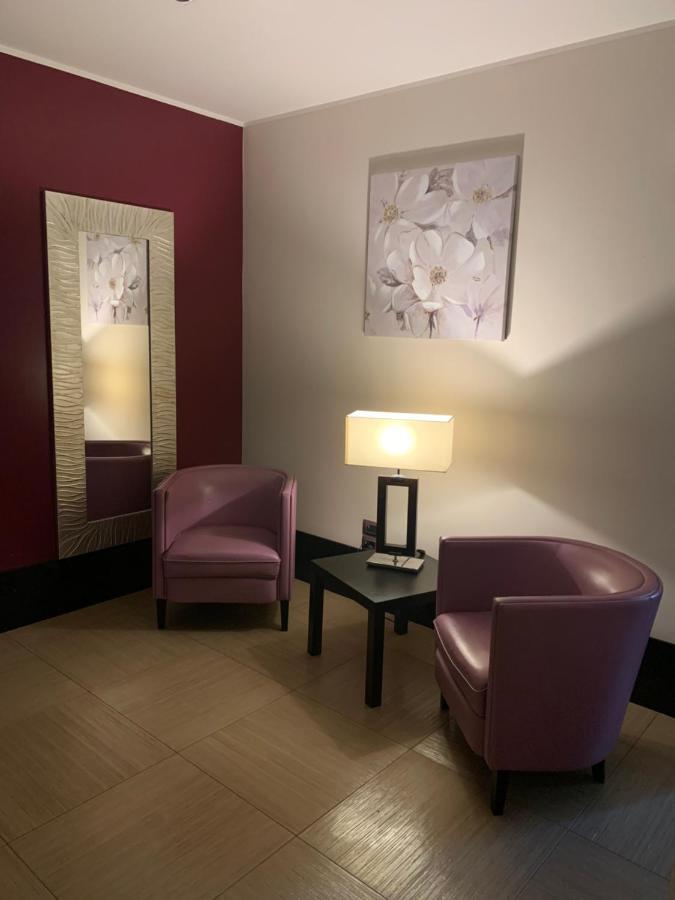 Quality Hotel Green Palace Monterotondo  Esterno foto