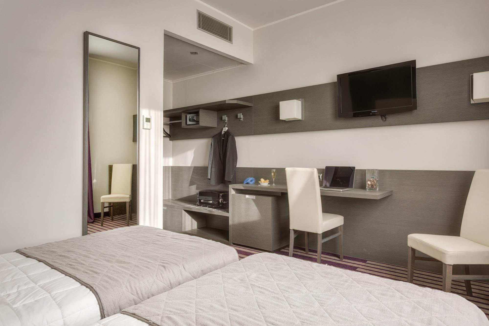 Quality Hotel Green Palace Monterotondo  Esterno foto