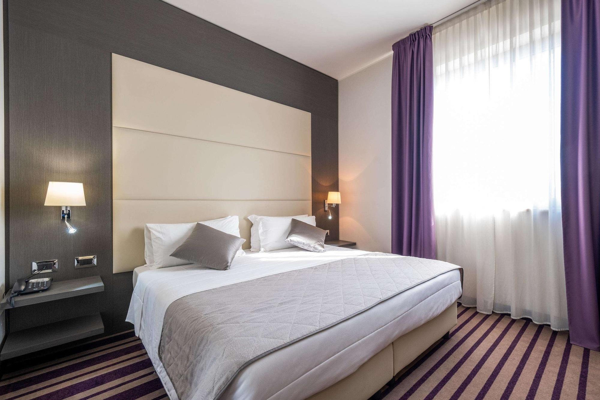 Quality Hotel Green Palace Monterotondo  Esterno foto