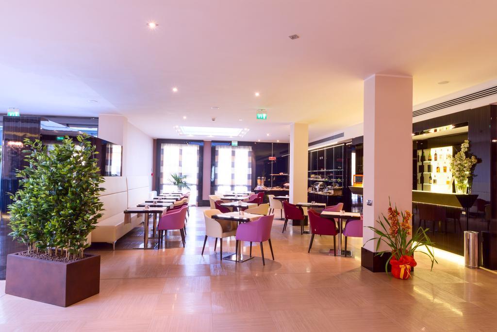 Quality Hotel Green Palace Monterotondo  Esterno foto