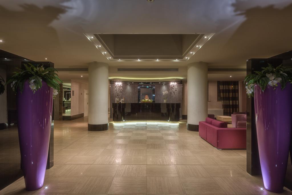 Quality Hotel Green Palace Monterotondo  Esterno foto
