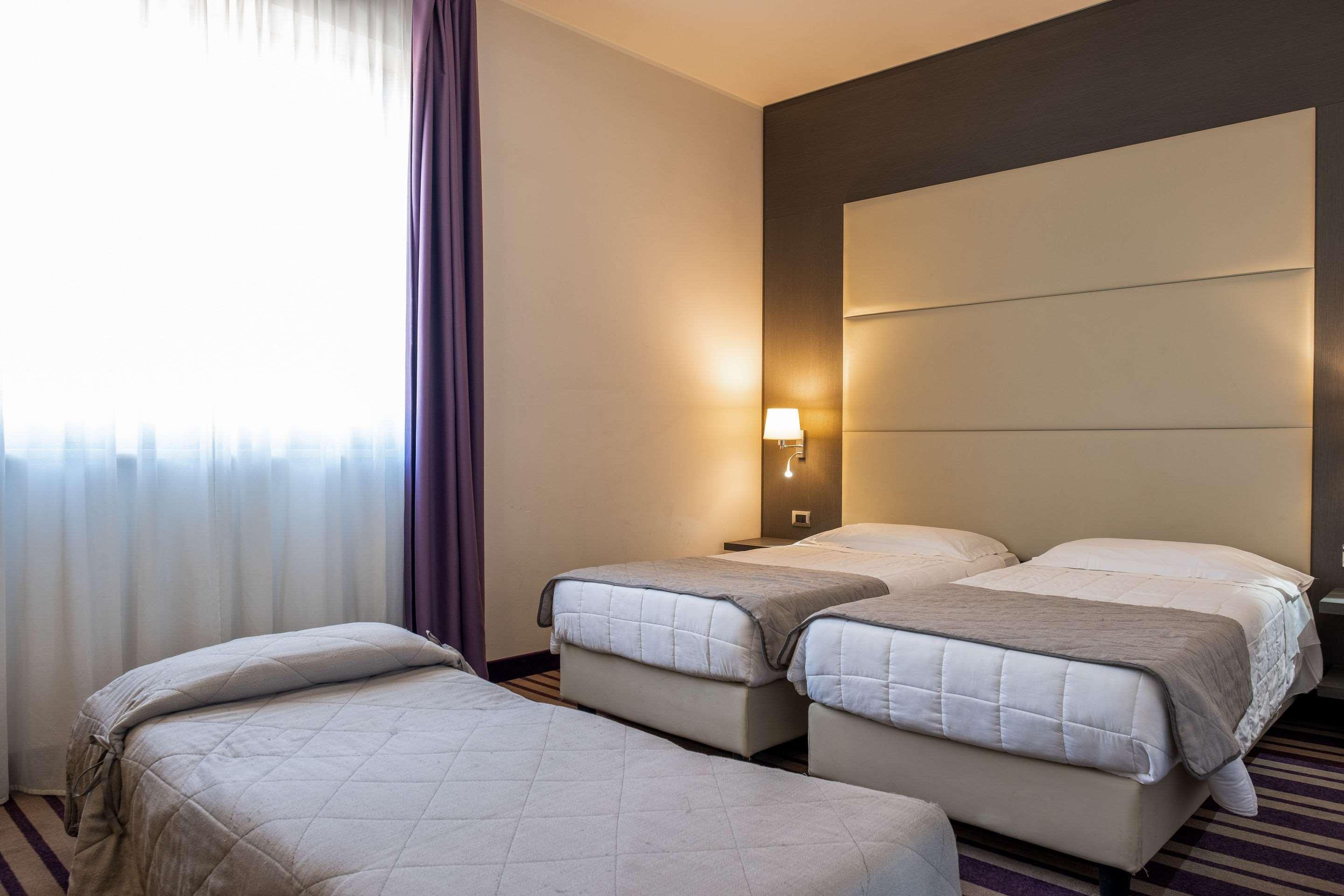 Quality Hotel Green Palace Monterotondo  Esterno foto