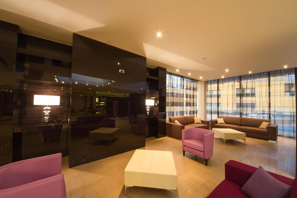 Quality Hotel Green Palace Monterotondo  Esterno foto